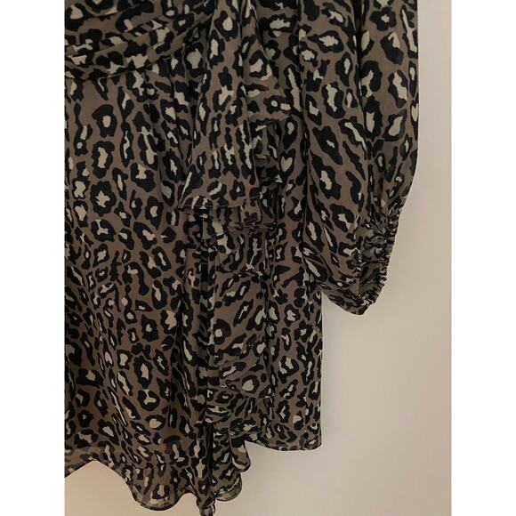 Shona Joy Buell Plunged Mini Dress US 4 Animal Cheetah Print Long Sleeve EUC - Picture 5 of 9